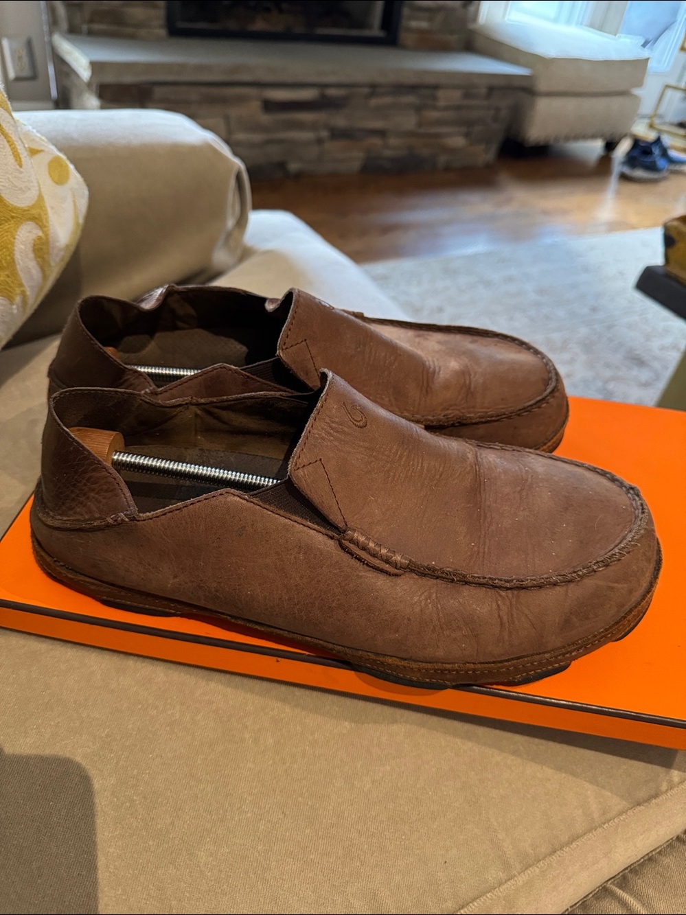 OluKai Moloa Men's brown Loafers